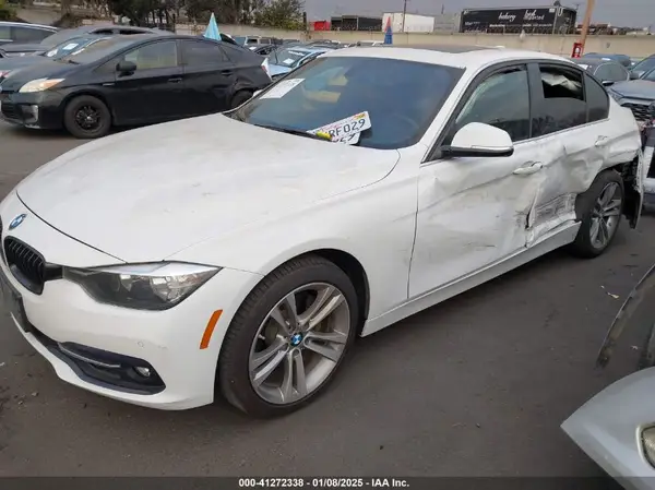 WBA8B9G34HNU52482 2017 BMW 3ER - Image 2