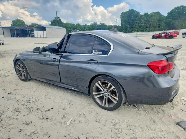 WBA8B9G34HNU55477 2017 BMW 3ER - Image 2