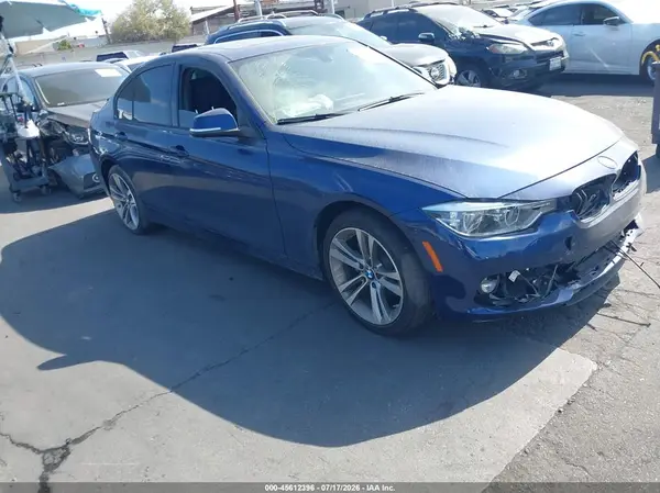 WBA8B9G34HNU55804 2017 BMW 3ER - Image 1