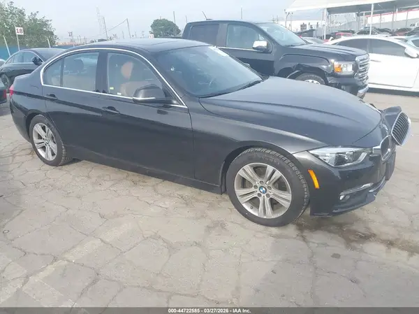 WBA8B9G34HNU56435 2017 BMW 3ER - Image 1
