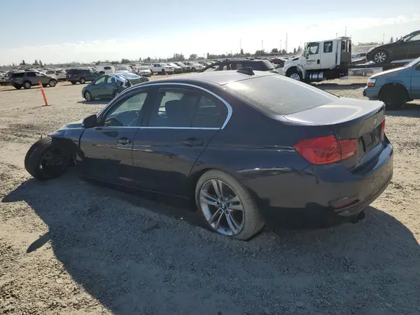 WBA8B9G34HNU56841 2017 BMW 3ER - Image 2