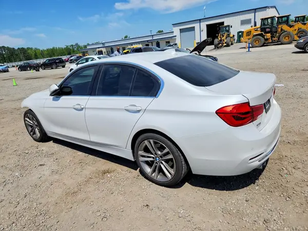 WBA8B9G35HNU54869 2017 BMW 3ER - Image 2