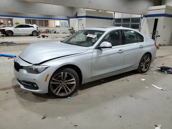 WBA8B9G35HNU55200 2017 BMW 3ER - Image 1