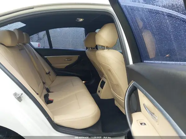 WBA8B9G35HNU56234 2017 BMW 3ER - Image 8