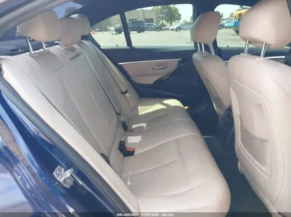 WBA8B9G36HNU52709 2017 BMW 3ER - Image 8