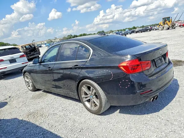 WBA8B9G36HNU56274 2017 BMW 3ER - Image 2