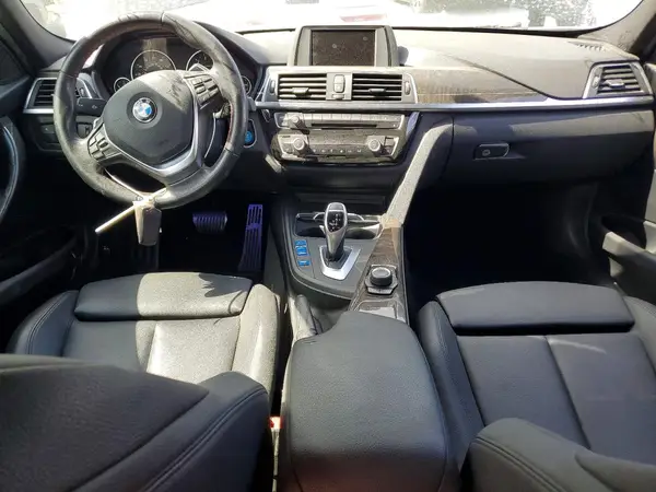 WBA8B9G36HNU56274 2017 BMW 3ER - Image 8
