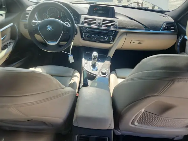 WBA8B9G36HNU56520 2017 BMW 3ER - Image 8