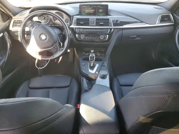 WBA8B9G36HNU56940 2017 BMW 3ER - Image 8