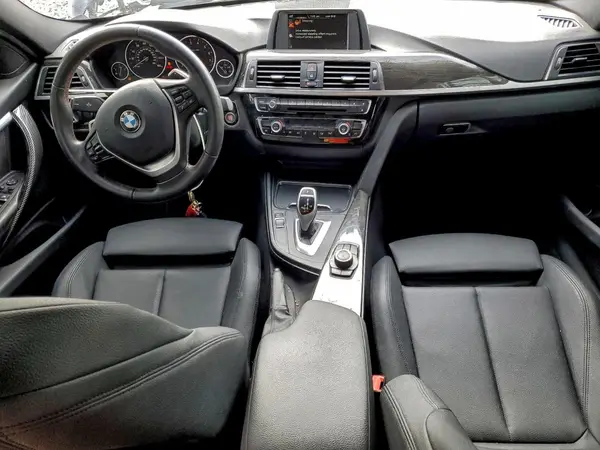 WBA8B9G37HNU55988 2017 BMW 3ER - Image 8