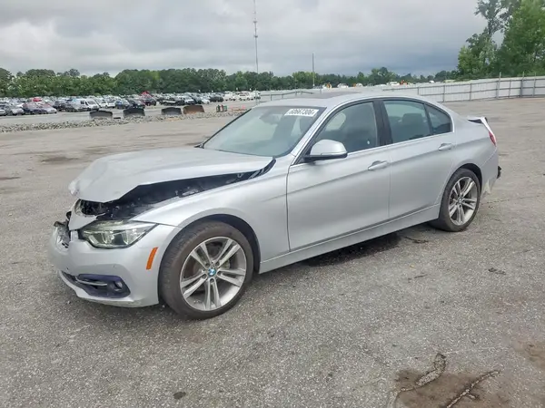 WBA8B9G38HNU54624 2017 BMW 3ER - Image 1