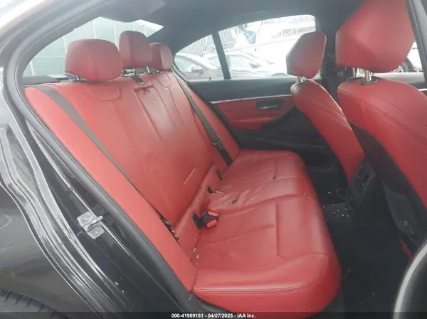 WBA8B9G38HNU54798 2017 BMW 3ER - Image 8