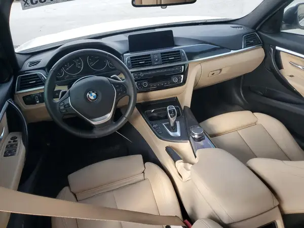 WBA8B9G38HNU55773 2017 BMW 3ER - Image 8