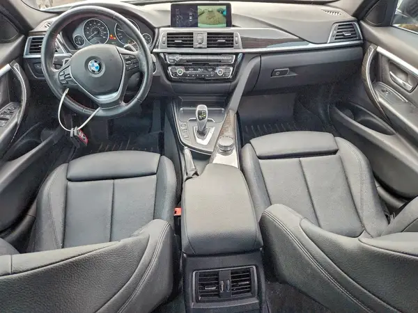 WBA8B9G38HNU56499 2017 BMW 3ER - Image 8