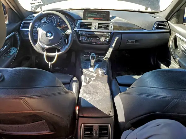 WBA8B9G39HNU53045 2017 BMW 3ER - Image 8