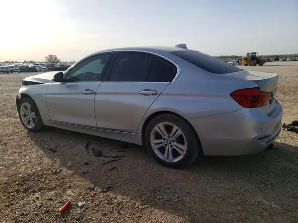 WBA8B9G39HNU53174 2017 BMW 3ER - Image 2