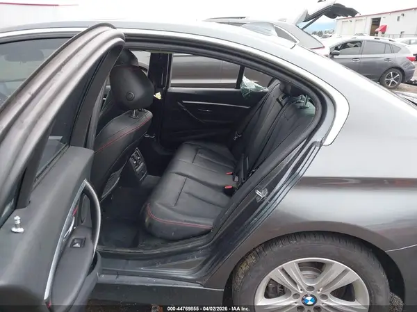 WBA8B9G39HNU53367 2017 BMW 3ER - Image 8