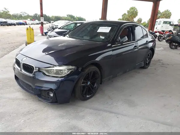 WBA8B9G39HNU53966 2017 BMW 3ER - Image 2