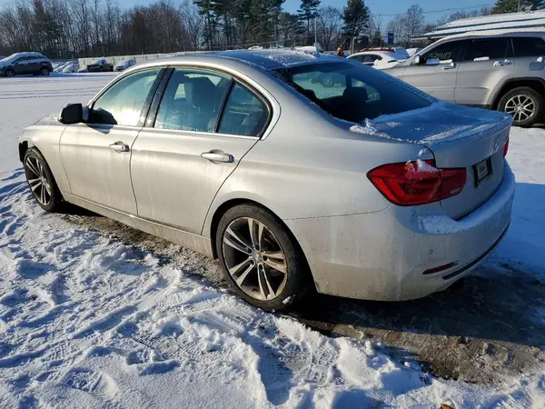 WBA8B9G39HNU54146 2017 BMW 3ER - Image 2