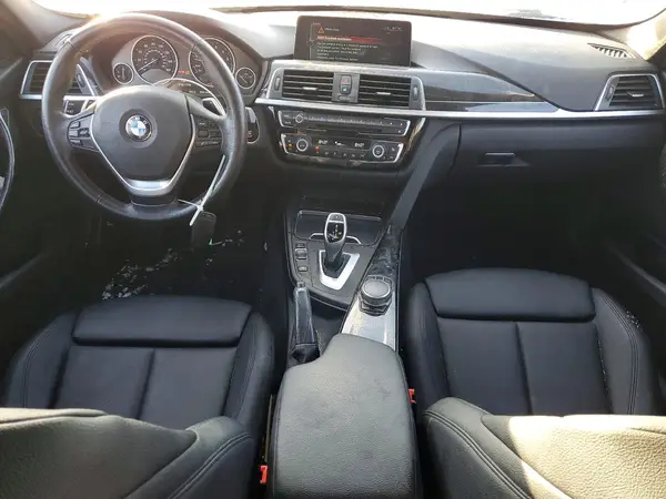 WBA8B9G39HNU54146 2017 BMW 3ER - Image 8