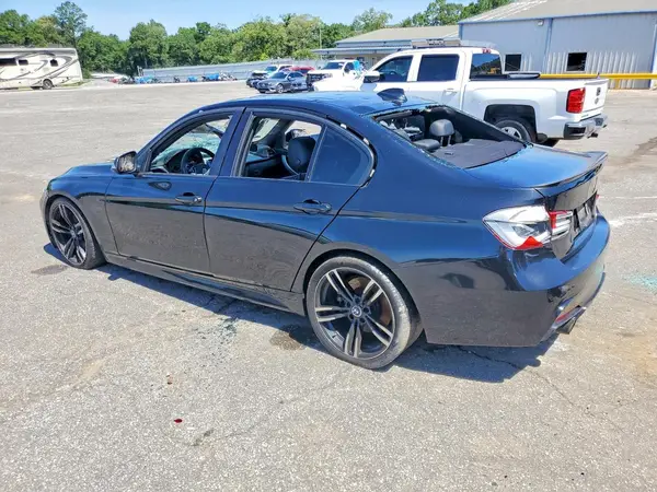 WBA8B9G39HNU54342 2017 BMW 3ER - Image 2