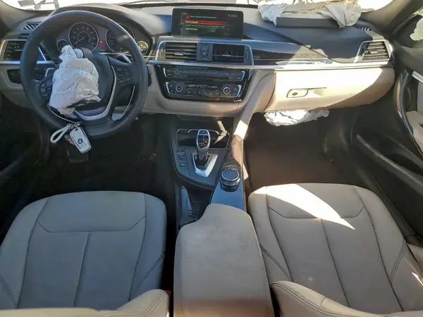 WBA8B9G39HNU54423 2017 BMW 3ER - Image 8