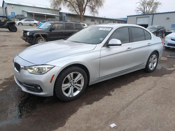 WBA8B9G39HNU54566 2017 BMW 3ER - Image 1