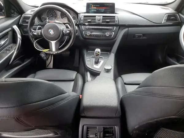 WBA8B9G39HNU54647 2017 BMW 3ER - Image 8