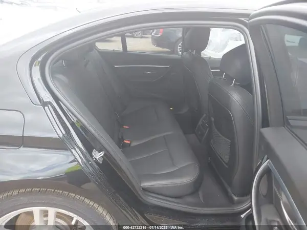 WBA8B9G39HNU55149 2017 BMW 3ER - Image 8