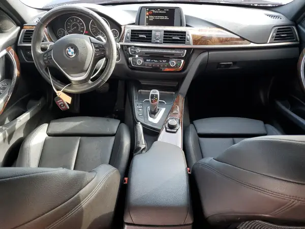 WBA8B9G3XHNU52194 2017 BMW 3ER - Image 8