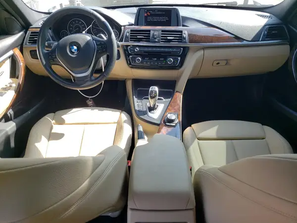 WBA8B9G3XHNU52387 2017 BMW 3ER - Image 8