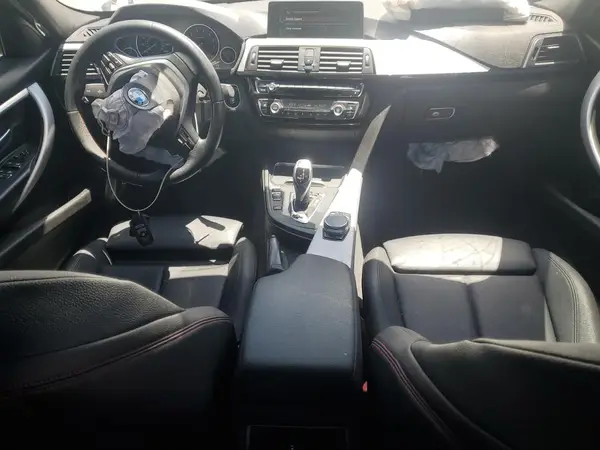WBA8B9G3XHNU54835 2017 BMW 3ER - Image 8