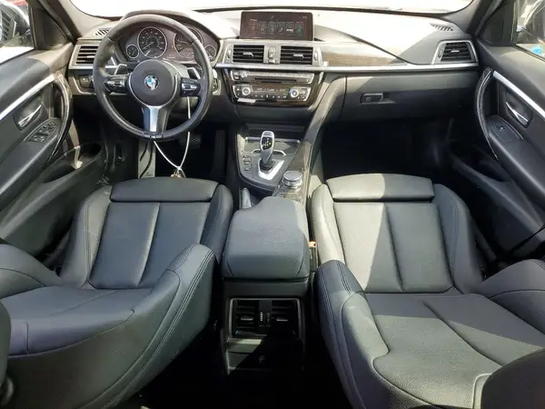 WBA8B9G3XHNU55032 2017 BMW 3ER - Image 8