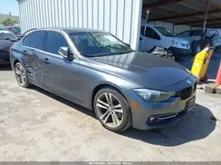 WBA8B9G3XHNU55581 2017 BMW 3ER