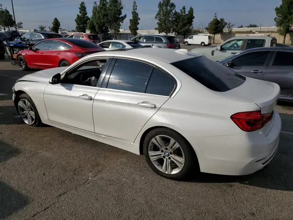 WBA8B9G3XHNU55659 2017 BMW 3ER - Image 2
