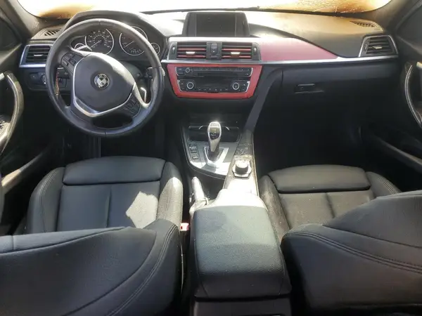 WBA8B9G3XHNU56004 2017 BMW 3ER - Image 8
