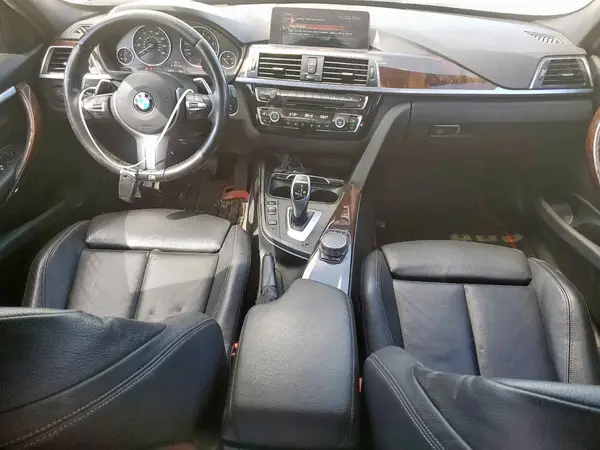 WBA8B9G3XHNU56228 2017 BMW 3ER - Image 8