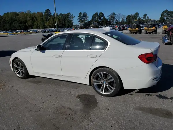 WBA8B9G3XHNU57055 2017 BMW 3ER - Image 2
