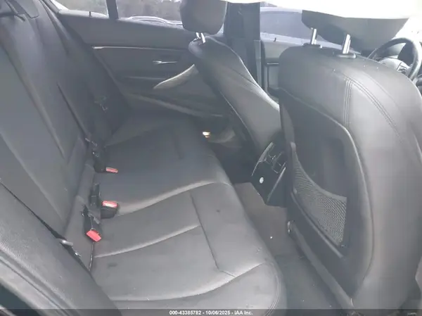 WBA8B9G50HNU09016 2017 BMW 3ER - Image 8