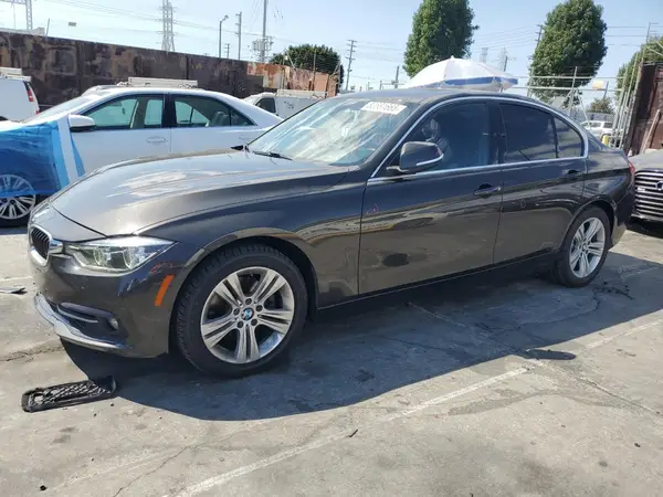 WBA8B9G50HNU49208 2017 BMW 3ER - Image 1