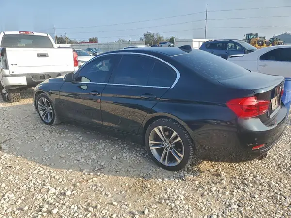 WBA8B9G50HNU50925 2017 BMW 3ER - Image 2
