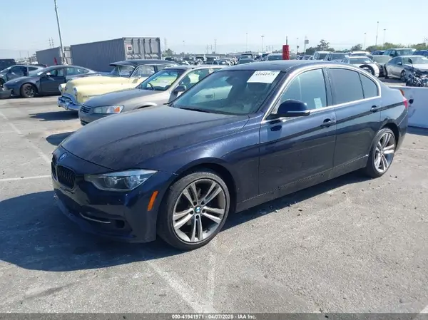 WBA8B9G50HNU51282 2017 BMW 3ER - Image 2