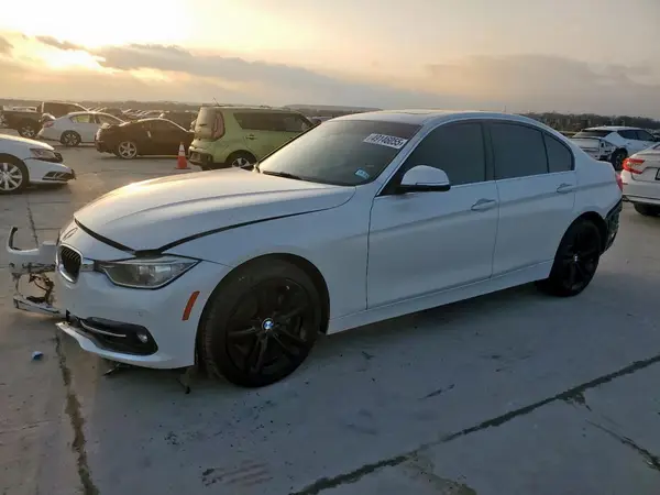 WBA8B9G50JNU57475 2018 BMW 3ER - Image 1