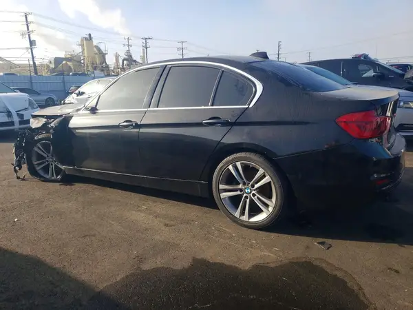 WBA8B9G50JNU96311 2018 BMW 3ER - Image 2
