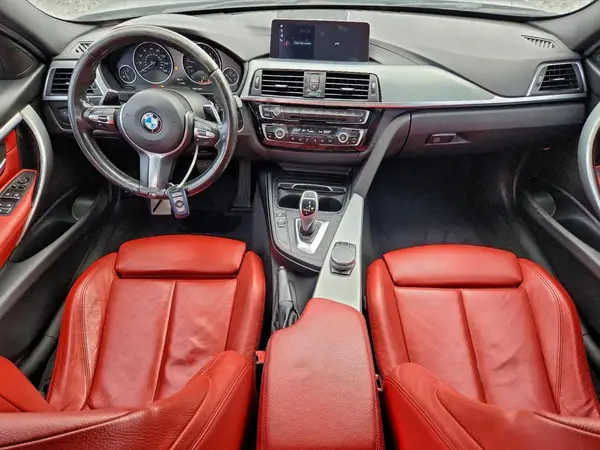 WBA8B9G50JNU97636 2018 BMW 3ER - Image 8