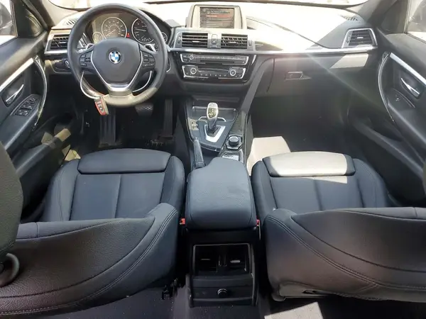 WBA8B9G50JNU98298 2018 BMW 3ER - Image 8
