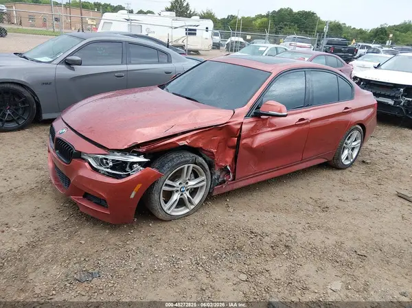 WBA8B9G50JNU98351 2018 BMW 3ER - Image 2