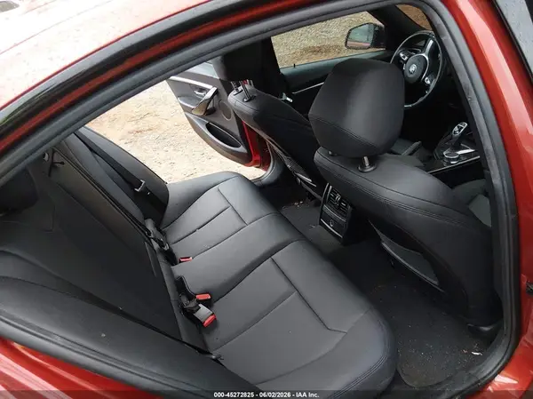 WBA8B9G50JNU98351 2018 BMW 3ER - Image 8