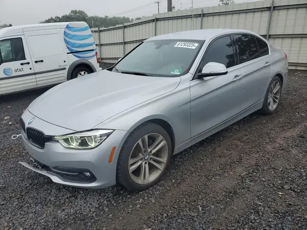 WBA8B9G50JNU98561 2018 BMW 3ER - Image 1