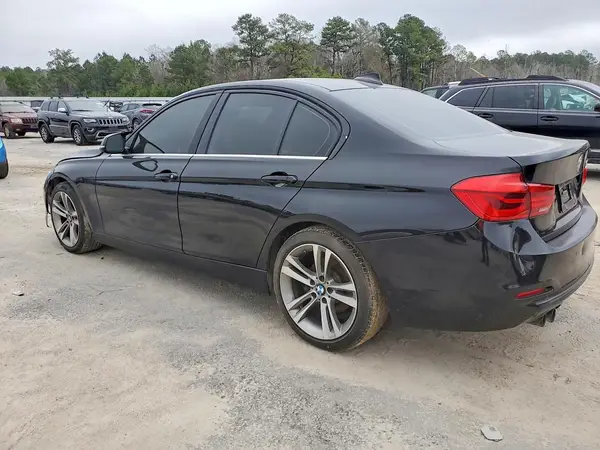 WBA8B9G51HNU09767 2017 BMW 3ER - Image 2